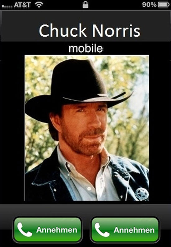 SMS WIN chuck-norris-iphone