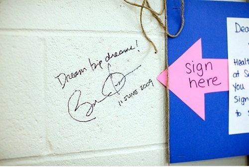Obama Zeichen Wand ...