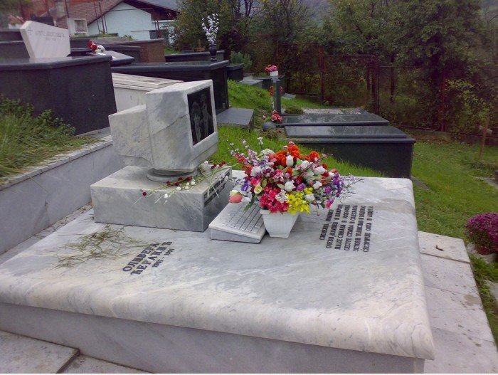 Computer Grave