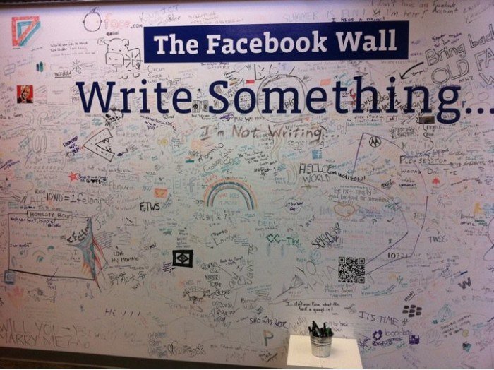 The Real Facebook-Pinnwand auf Facebook HQ