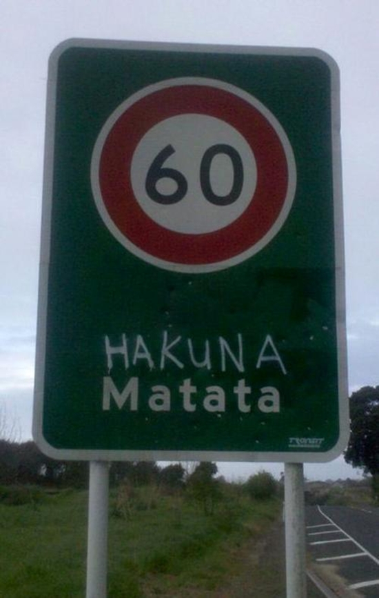 Hakuna Matata Straßenschild - Win Bild