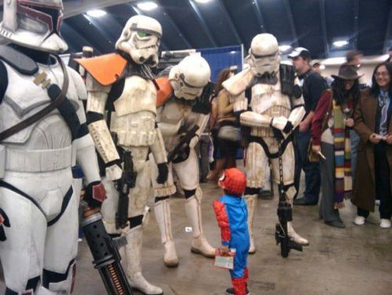 spiderman vs stormtroopers