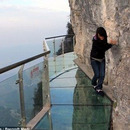 glass walkway 4 000ft above a rocky ravine